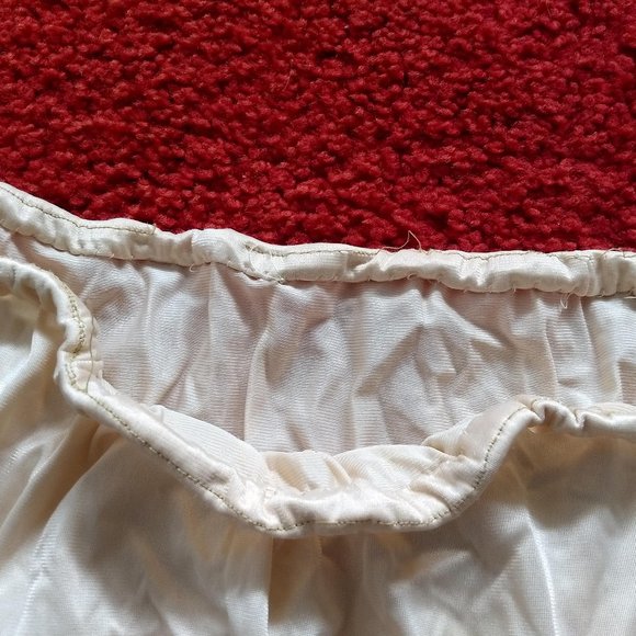 vintage 80s cream half slip petticoat midi length handmade - Picture 5 of 6